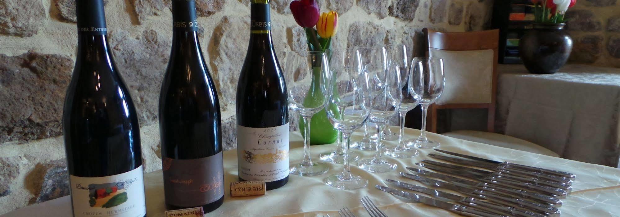 ホテル Aux Vieux Arceaux Mercuer エクステリア 写真